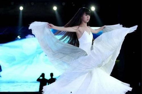 杨丽萍吃瓜视频,揭秘明星幕后生活